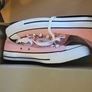 Converse Men's 7 Women's 9 quartz pink